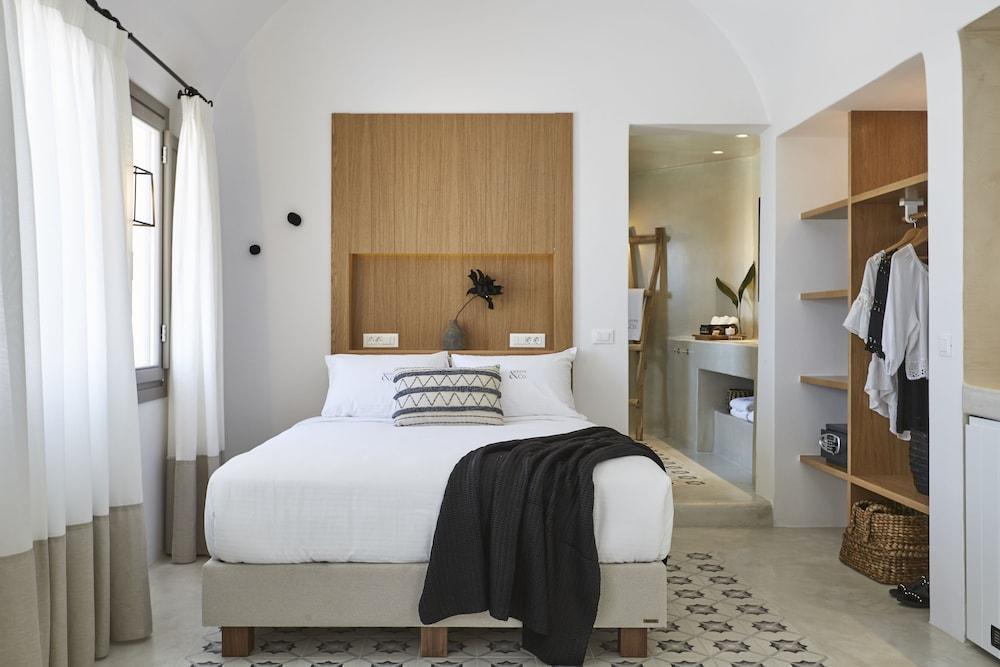 White & Co. La Torre Suites Pyrgos Kallistis Bagian luar foto