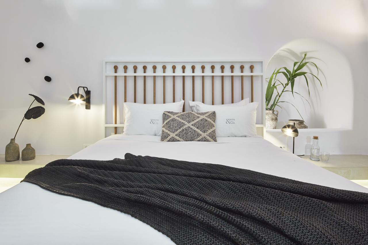 White & Co. La Torre Suites Pyrgos Kallistis Bagian luar foto