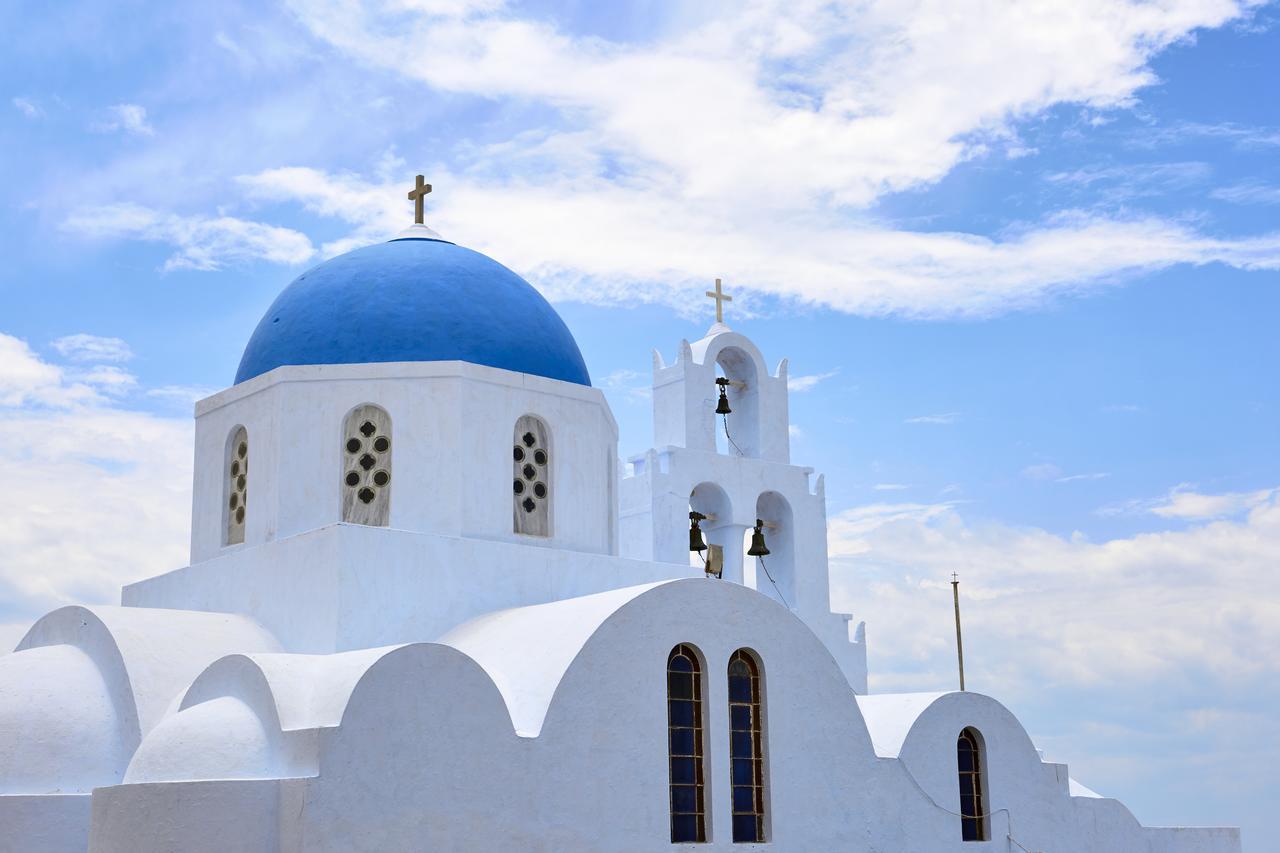 White & Co. La Torre Suites Pyrgos Kallistis Bagian luar foto
