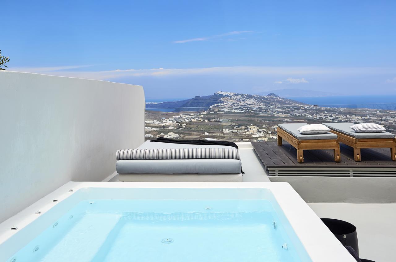 White & Co. La Torre Suites Pyrgos Kallistis Bagian luar foto