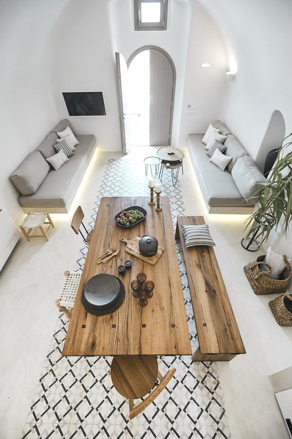 White & Co. La Torre Suites Pyrgos Kallistis Bagian luar foto