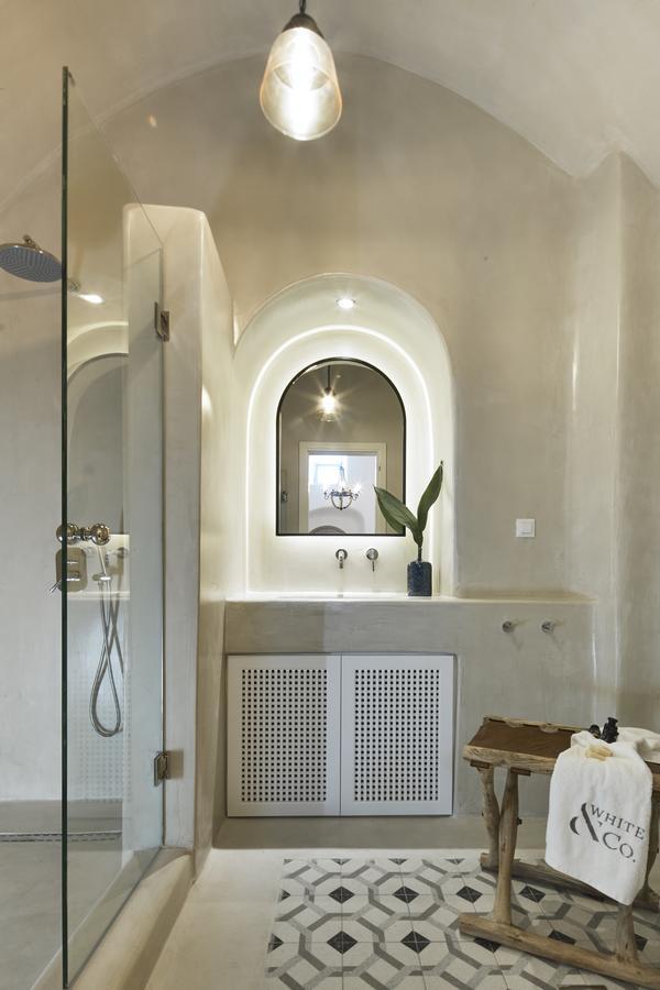 White & Co. La Torre Suites Pyrgos Kallistis Bagian luar foto