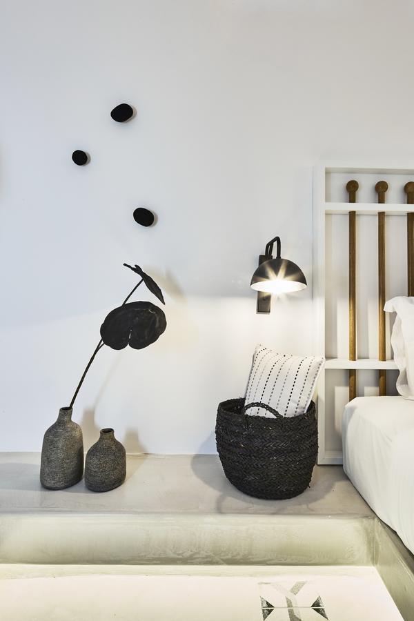 White & Co. La Torre Suites Pyrgos Kallistis Bagian luar foto