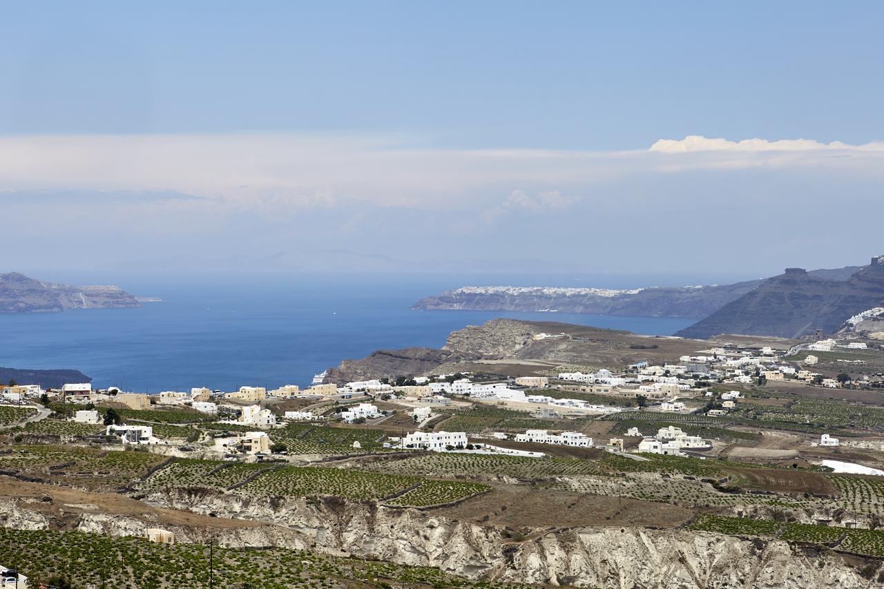 White & Co. La Torre Suites Pyrgos Kallistis Bagian luar foto