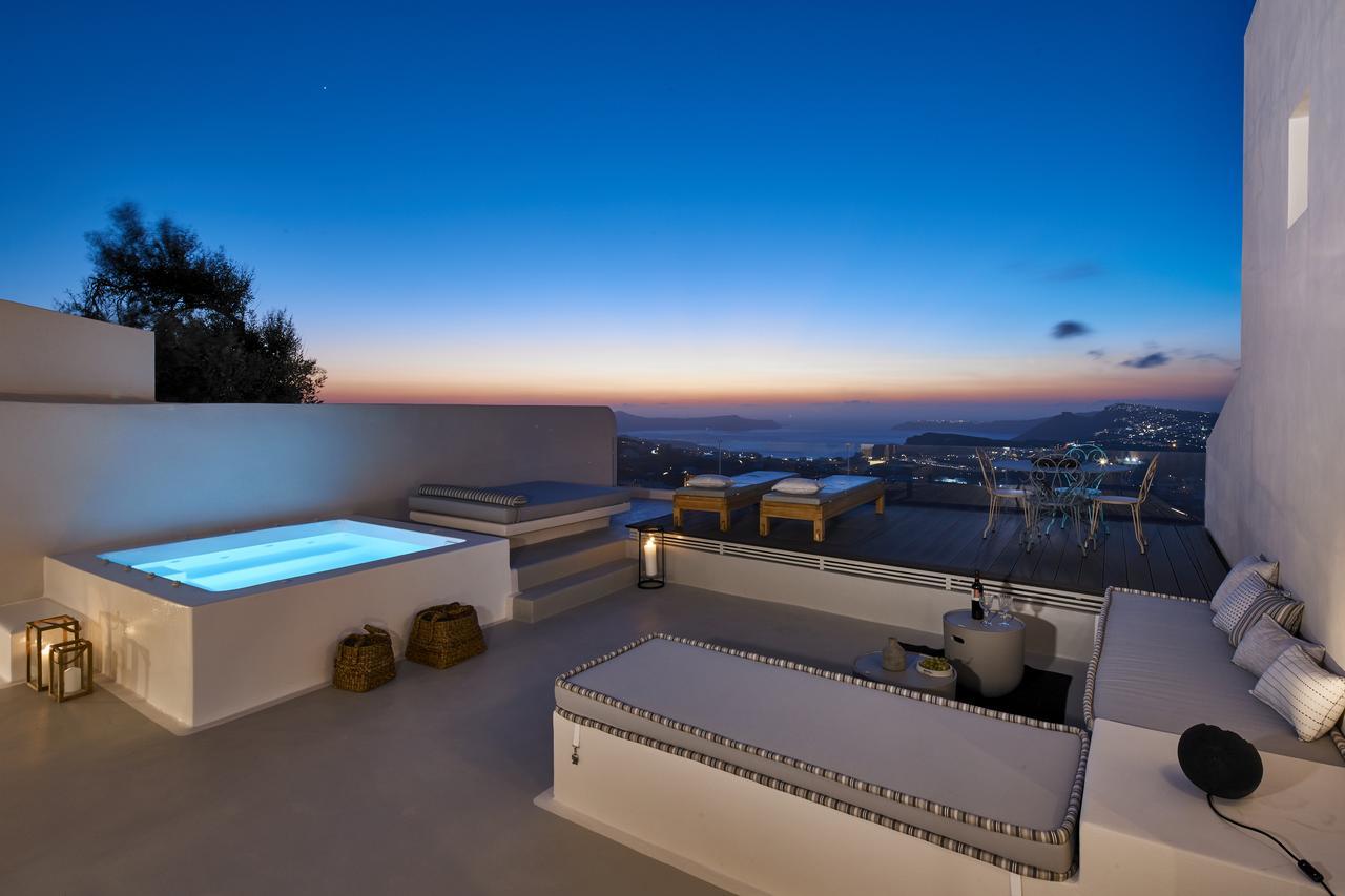 White & Co. La Torre Suites Pyrgos Kallistis Bagian luar foto